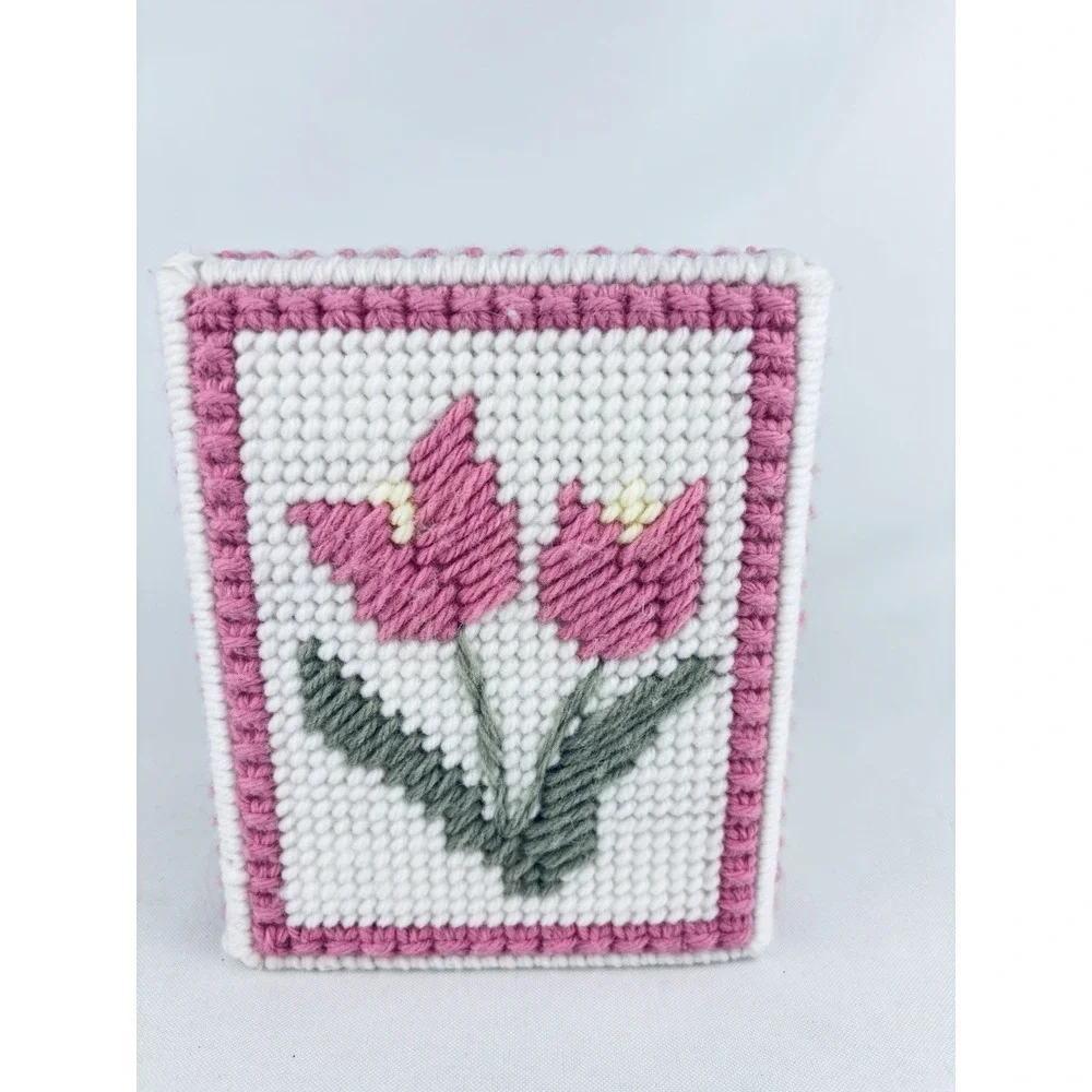 Vintage Knitted Stitched‎ Crochet Pink Floral Tissue Box Cover Handmade Tulip